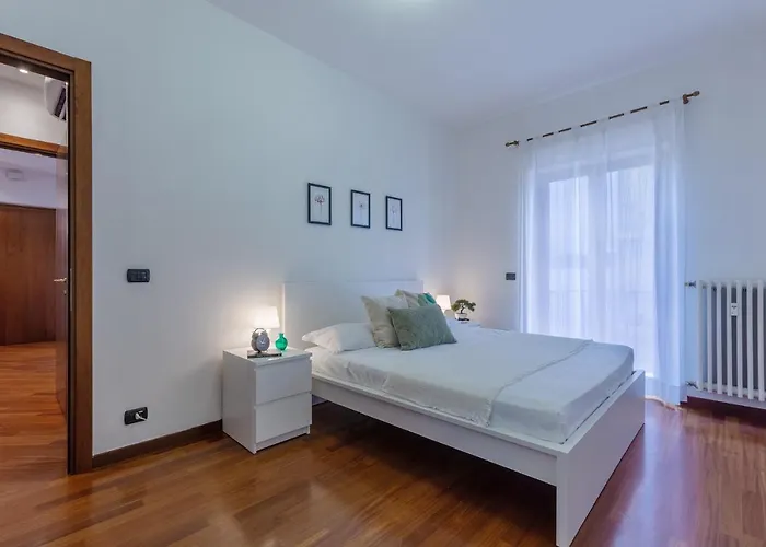 Prospettiva Corso Giovecca Apartamento