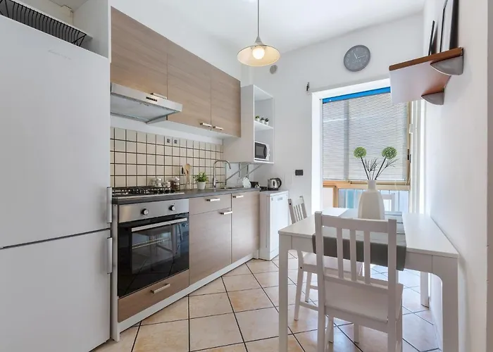 Guesthost - Prospettiva Corso Giovecca * Феррара